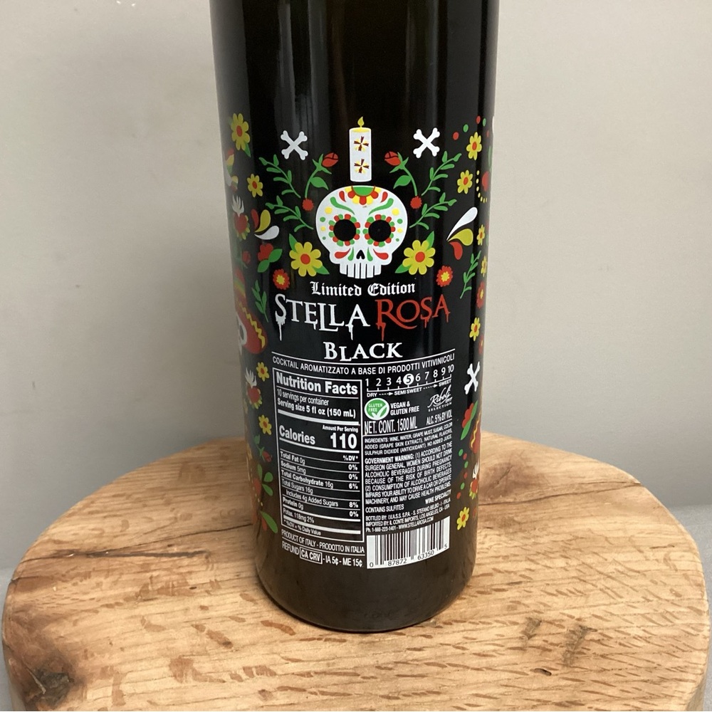 🔴 Stella Rosa Black Limited Edition Bottle - Huge - Heavy - Unique - Empty - Picture 8 of 16